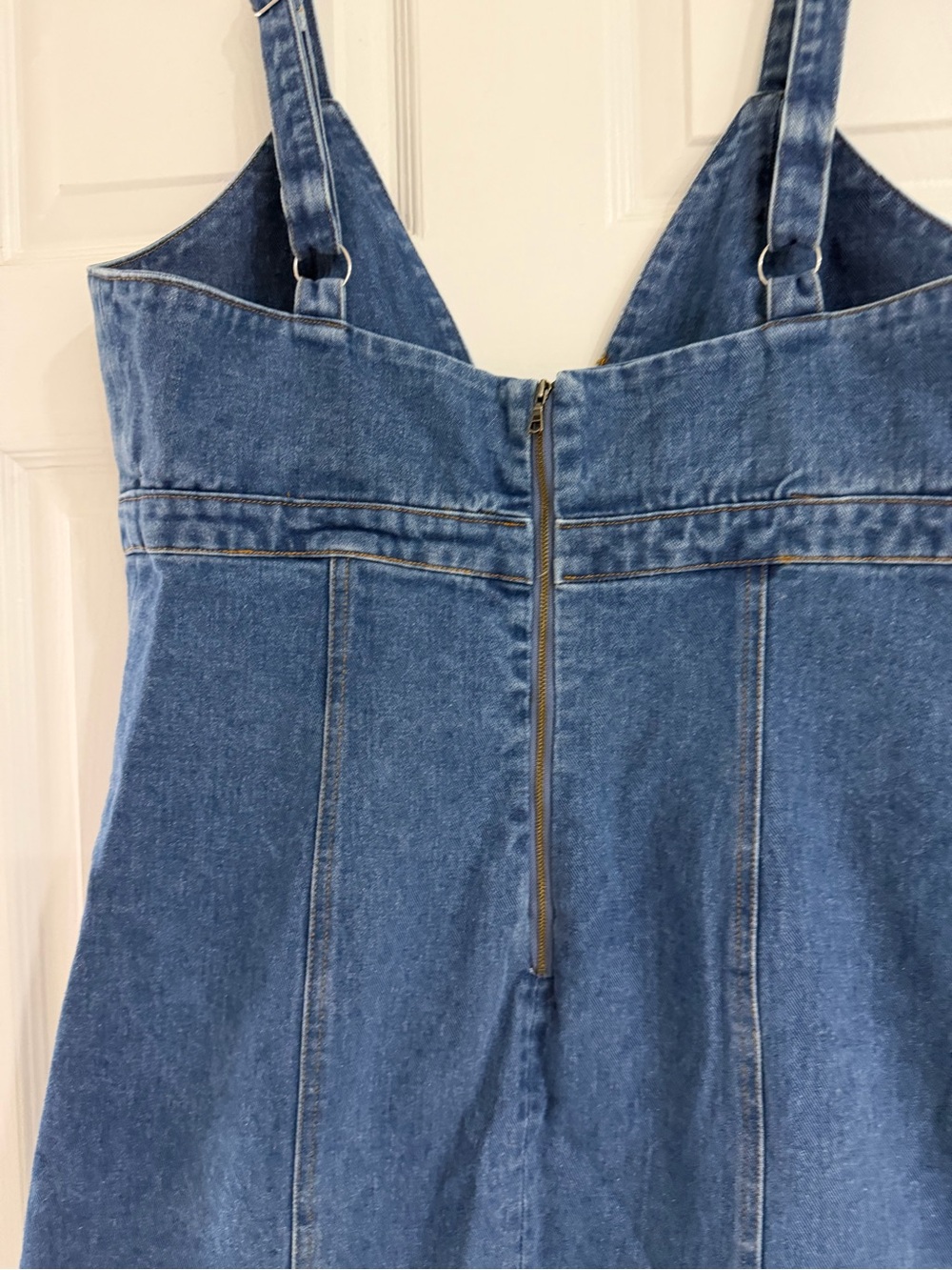 Bardot Women's Dark Blue Denim Jeans - Classic Indigo Wash NWT - new with tag - Picture 3 of 7